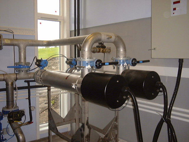 UV 2